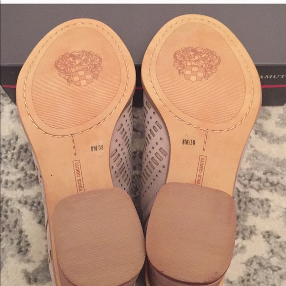 Vince Camuto suede booties - Picture 3 of 8